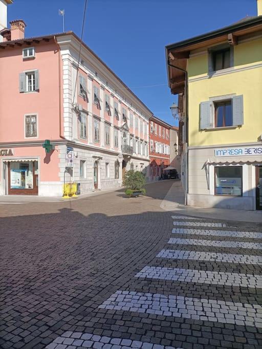 Appartamento Bonbon, Centro Storico Con Parcheggio Gorizia Exterior photo